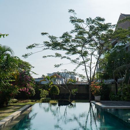 Villa Manggala - 13 Mins Walk To Berawa Beach Canggu Exterior foto